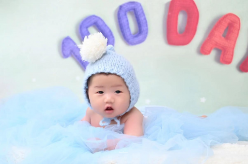 湘阴宝宝多久会笑